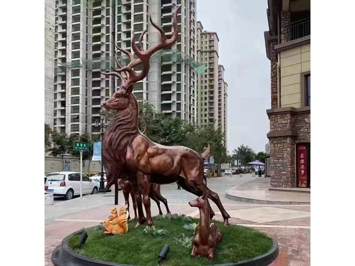不锈钢鹿雕塑 